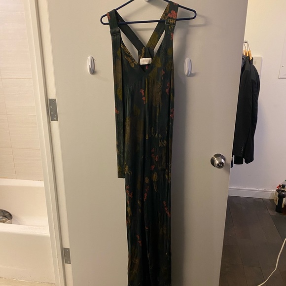 Divine Heritage Romper - Picture 2 of 6